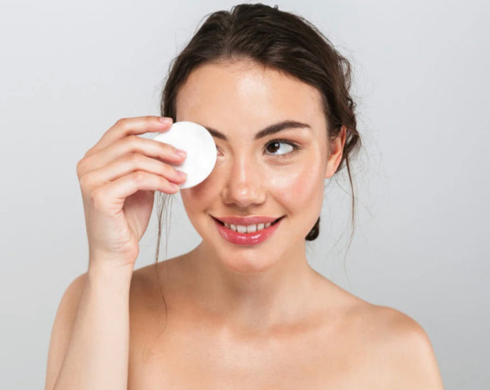 Acqua Micellare: Cos'è? Modalità d'Uso e Caratteristiche