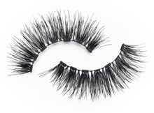 Carica l&#39;immagine nel visualizzatore di Gallery, EYL  PROMAGNETIC LINER 179 LASH KIT
