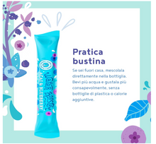 Carica l&#39;immagine nel visualizzatore di Gallery, Water Booster - Acqua Aromatizzata al Mirtillo e Açaí con Vitamina C - Naturalmente Deliziosa, a Basso contenuto Calorico e Senza Zuccheri Aggiunti - 12x2,5 g in polvere
