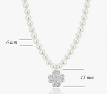 Carica l&#39;immagine nel visualizzatore di Gallery, SAGA GIOIELLI® Collana Donna Perle Bianche 6 mm Rotonde Con Pendenti
